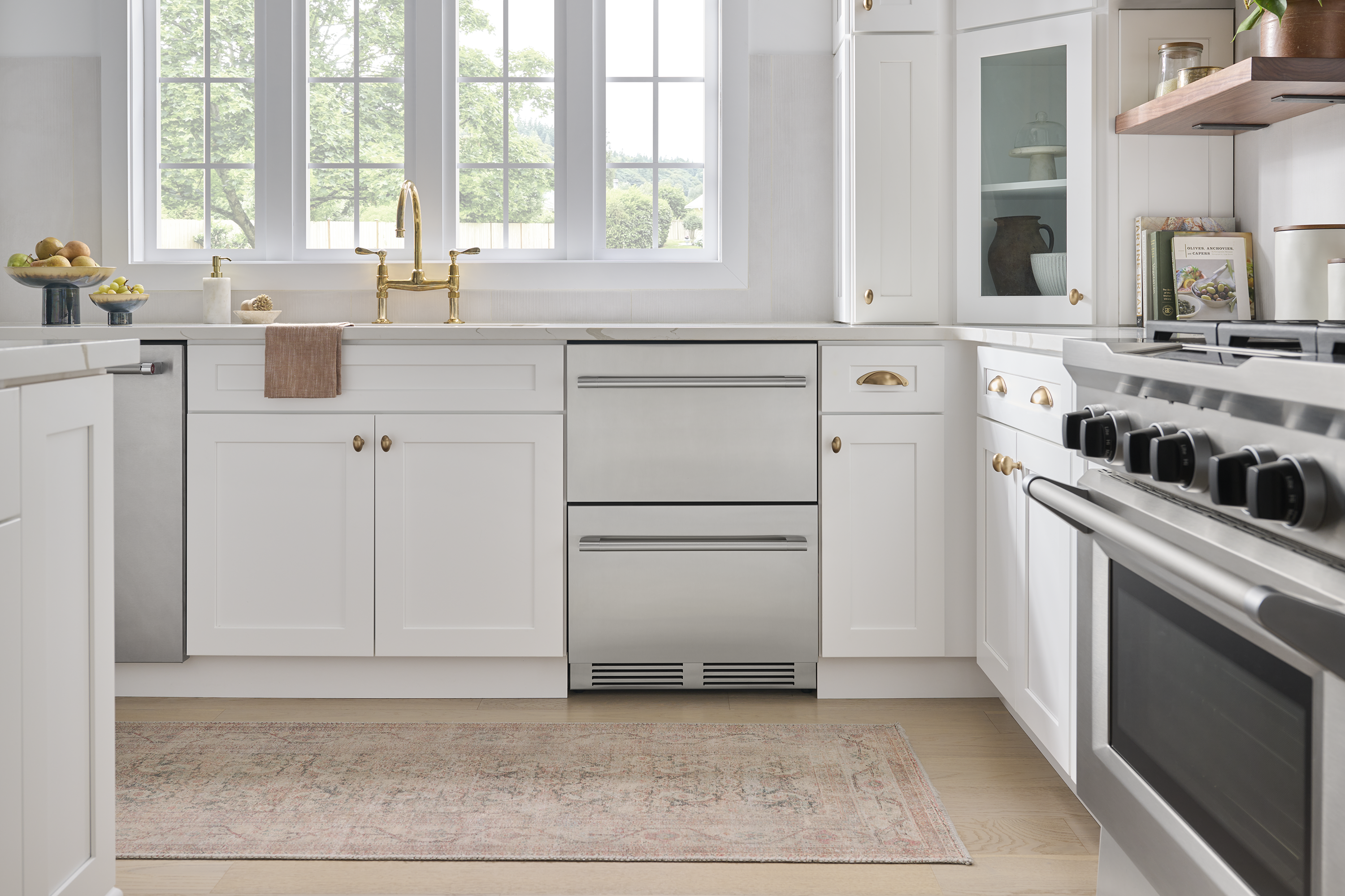 Elevated Convenience, Built-In Beauty: Zephyr Refrigerator & Freezer Drawers